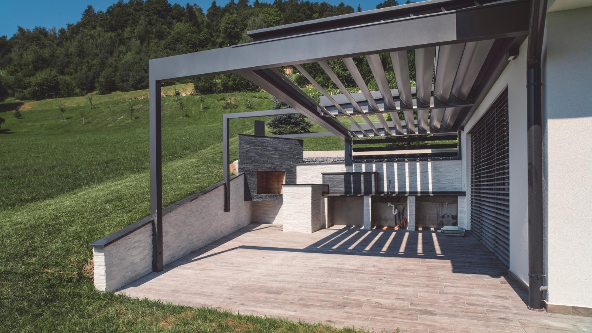 Pergola à Beauvais : un espace extérieur de charme pour des moments de convivialité